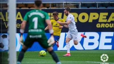 La SD Huesca durante el partido. Foto: LaLiga.