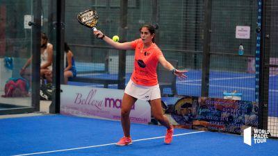 Ángela Caro, durante el partido. Imagen: World Padel Tour.