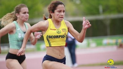 Ana Cuello, en plena carrera. Imagen: Aragón Deporte.