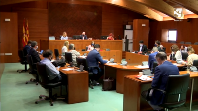 Sesión en las Cortes de Aragón este lunes.