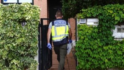 La Policía Científica, en el lugar de los hechos (Nacho Gallego, EFE
