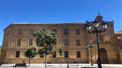 Edificio del seminario de Huesca.