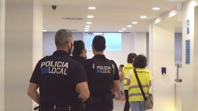Servicios de emergencias y autoridades policiales continúan con las inspecciones.