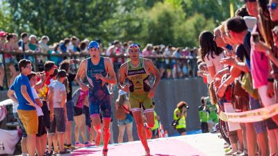 Imagen de una edición anterior del Triatlón de Zaragoza.