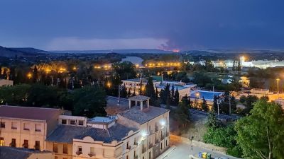 El incendio se podía apreciar desde Tudela (Alejandro Toquero).