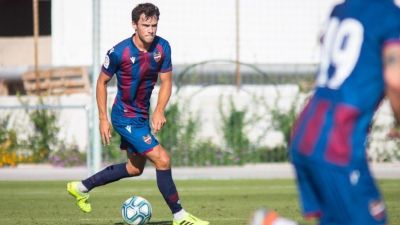 Euse Monzó llega a la SD Huesca B procedente del Atlético Levante.
