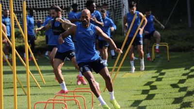 La plantilla ejercitándose en Benasque.