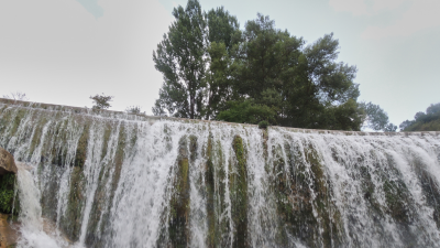 Cascada en el salto de Bierge (Huesca).