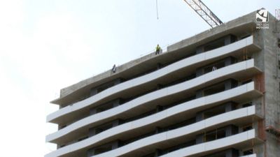 Uno de los edificios de nueva construcción en Zaragoza.