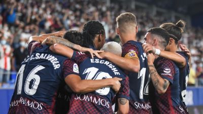 La SD Huesca, celebrando un gol ante el Cartagena.