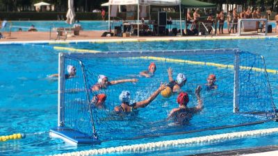 Imagen de un reciente amistoso de pretemporada disputado por el equipo en Logroño.