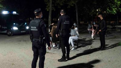 Un control de la Policía Local en Zaragoza.