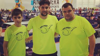 Componentes del School Zaragoza Global Spedition. Foto: Federación Aragonesa de Tenis de Mesa.
