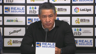Nacho Ambriz, en la rueda de prensa. Foto: SD Huesca.