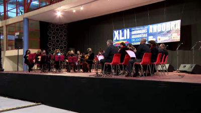 Actuación de grupo folclórico.