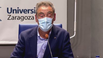 El científico Carlos Martín en la Universidad de Zaragoza./Archivo.