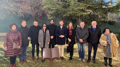 osé Luis Melero, Magdalena Lasala, Manuel Vilas, Inés Plana, y José Antonio Adell, homenajeados este domingo en el Paseo de las Letras Aragonesas de Monzón.