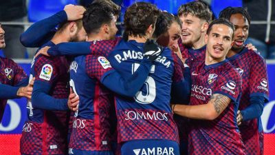 La SD Huesca quiere cerrar el año con un triunfo en El Alcoraz.