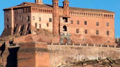 Imagen del Castillo-Palacio del Papa Luna en Illueca (Zaragoza). / Foto: Turismo Aragón
