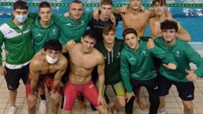 Imagen del equipo de Natación de El Olivar.