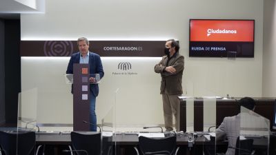 El líder de Cs Aragón, Daniel Pérez Calvo, y el diputado José Luis Saz.