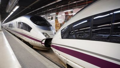 Fotografía de un tren AVE de Renfe. / Europa Press.