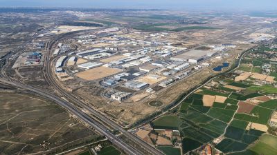 Vista aérea de la plataforma logística de Zaragoza, Plaza. (Foto: DGA)