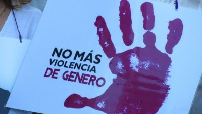Pancarta que porta una mujer, durante una manifestación. / Foto: EP