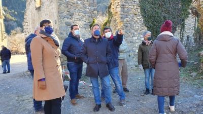 José Luis Soro, consejero de Vertebración del Territorio y Movilidad, en Jánovas. / Gobierno de Aragón