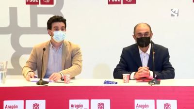 Darío Villagrasa y Javier Lambán, este viernes en la ejecutiva regional del PSOE Aragón.