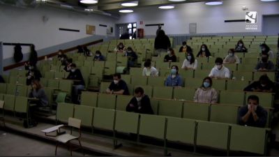 Una de las aulas llena de aspirantes en una convocatoria anterior.