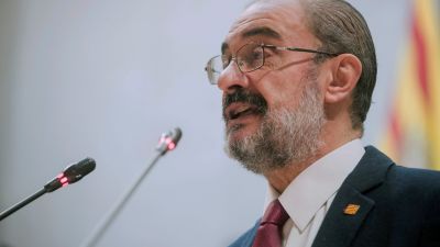El presidente de Aragón, Javier Lambán, compareciendo en el Pleno de las Cortes. / EFE