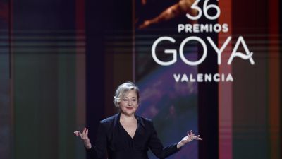 La actriz Carmen Machi ha dado la bienvenida a todos los asistentes a la gala de los Goya. / EFE