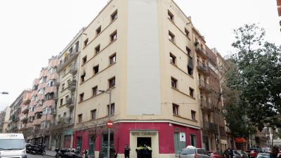 Fachada del hotel donde se ha producido el incendio. / EFE