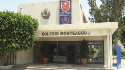 Fachada del colegio Montegaudo de Murcia. / Colegio de Fomento Monteagudo