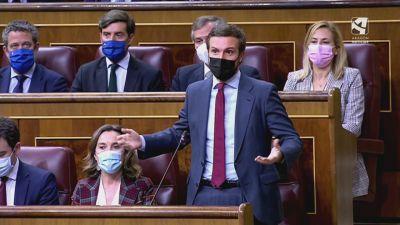 El líder del PP, Pablo Casado, durante la sesión de control al Gobierno este miércoles en el Congreso.