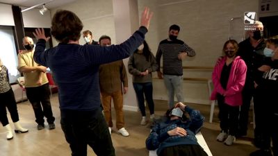 La leyenda de los Amantes de Teruel se fragua en la sala de ensayo.