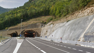 Entrada este del túnel de Petralba en la N-260. / Google Street View.