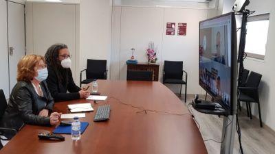 La consejera María Victoria Broto con el secretario de Estado de Migraciones, Jesús Javier Perea./ Foto: Gobierno de Aragón.