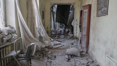 El interior de un edificio destruido en Kharkiv (Ucrania). / Foto: EFE.