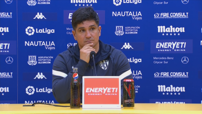 Xisco Muñoz durante su comparecencia