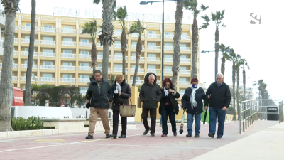 Un grupo de zaragozanos en un viaje del Imserso en Peñíscola (Castellón).