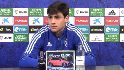 Iván Azón en rueda de prensa.