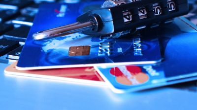 La Policía Nacional alerta de un repunte de estafas en la modalidad de 'phising'./ PIXABAY