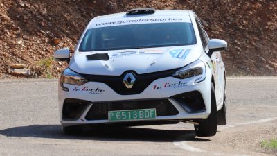 Una imagen de Cristian García y Carmelo Moliné durante el XI Rallysprint de Aguarón.