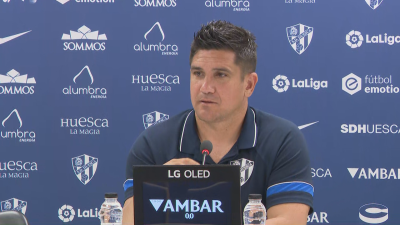 Xisco Muñoz durante la rueda de prensa.