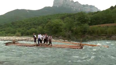 Los nabateros en el descenso del río Cinca. / Foto: CARTV