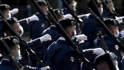 Imagen de archivo de varios soldados en un desfile. / Europa Press
