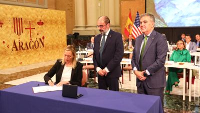 El acto ha tenido lugar en la Sala de la Corona del Edificio Pignatelli. / Foto: DGA.