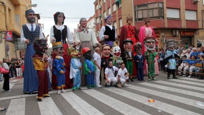 Varios gigantes, posando para una foto./ PICASA
